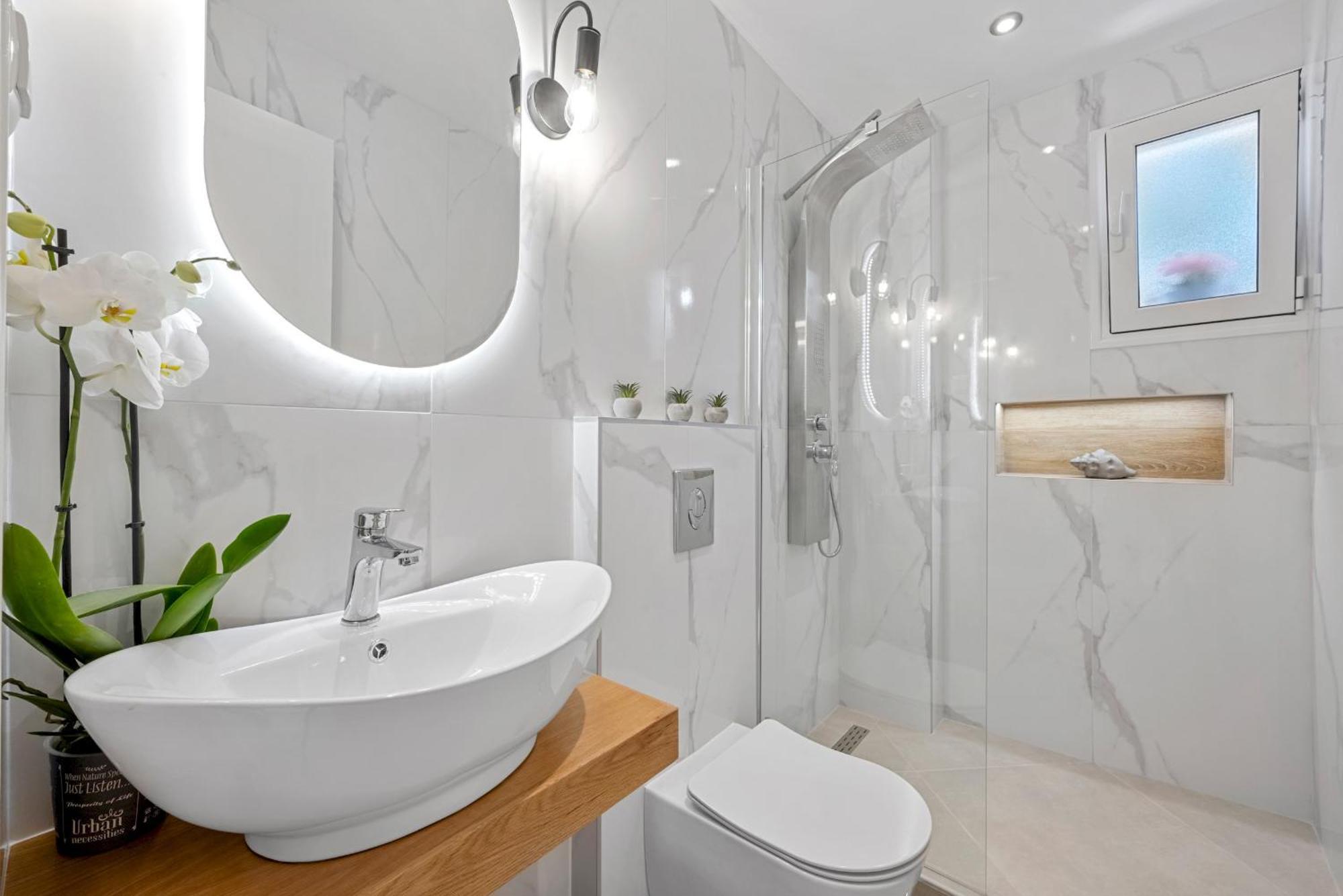 Aristo By Estia *